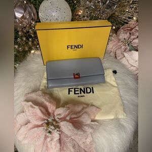 💯% New AUTHENIC FENDI Vitello Continental Wallet Ardesia
